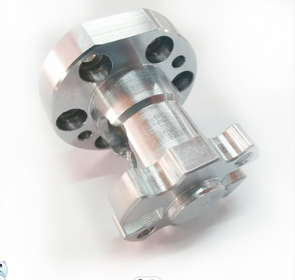 6061 T6 Nhôm / Carbon Steel Hub Bộ phận gia công CNC Anodizing cứng